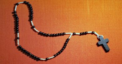 Mois d’Octobre, mois du ROSAIRE : Méditation du Chapelet … Mois d’Octobre, mois du ROSAIRE : Méditation du Chapelet …